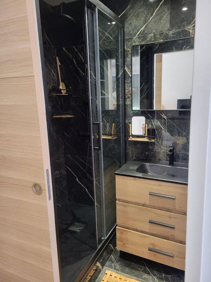 Appartement Jacuzzi Narbonne Exteriör bild