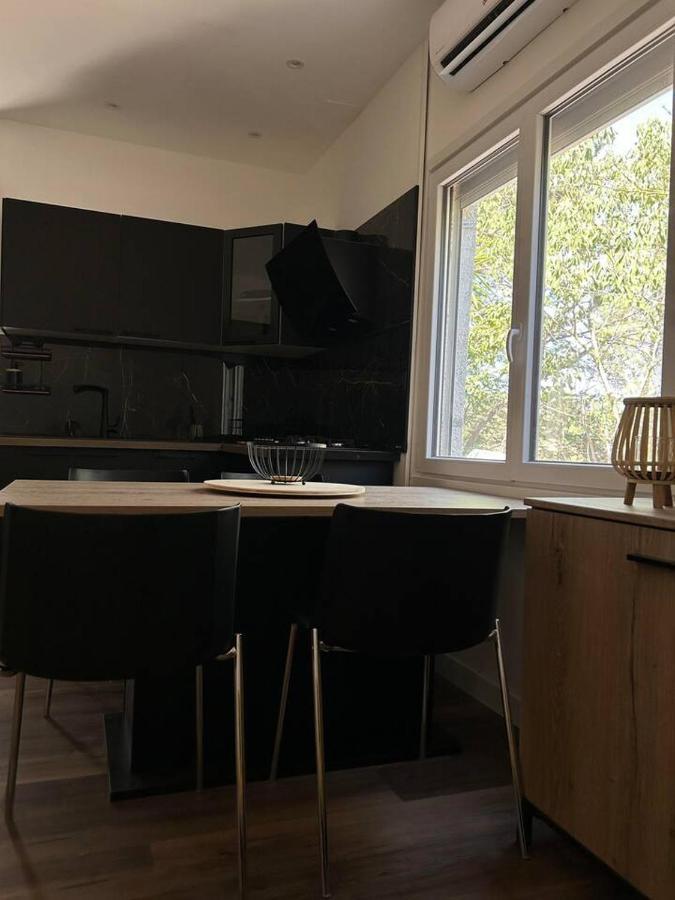 Appartement Jacuzzi Narbonne Exteriör bild
